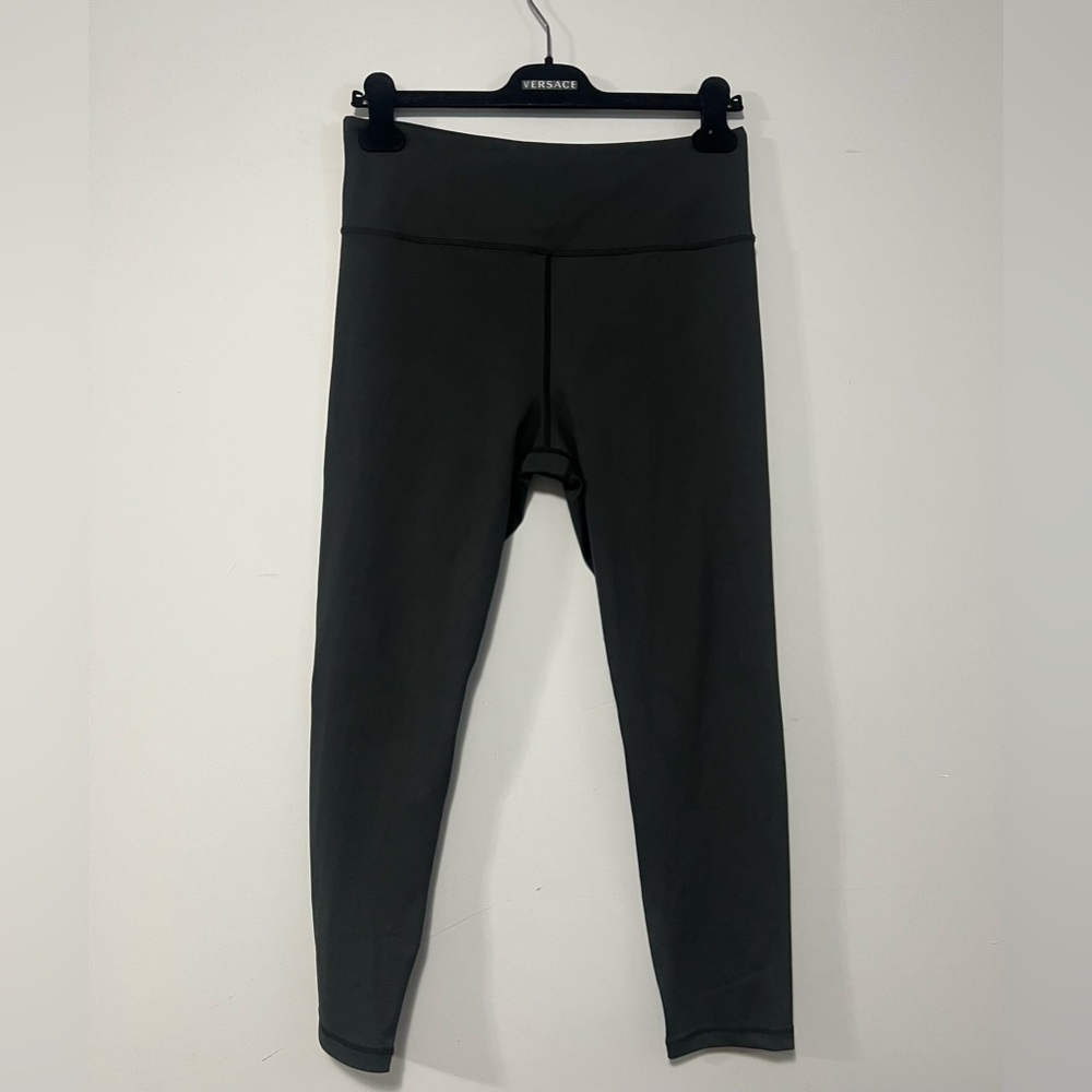 ZYIA High Waisted 7/8 Leggings